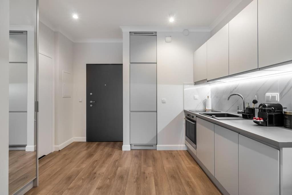 Urban Chic - Center - 3 Bedroom - 12 People - Siedmiogrodzka 3 * Warszawa